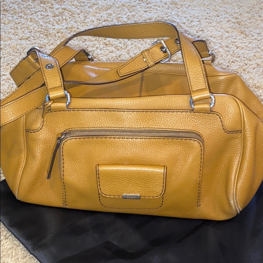 Faint Mustard Yellow TOD’S shoulder bag